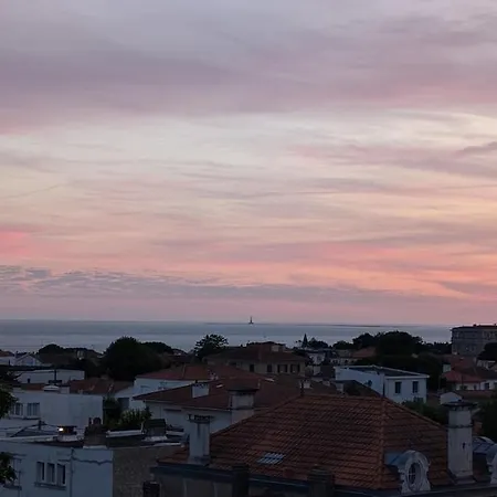 Studio, Sea View *